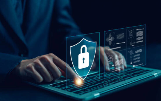 Conheça as tendências em segurança digital que empresas devem adotar para proteger dados, sistemas e operações no cenário atual.